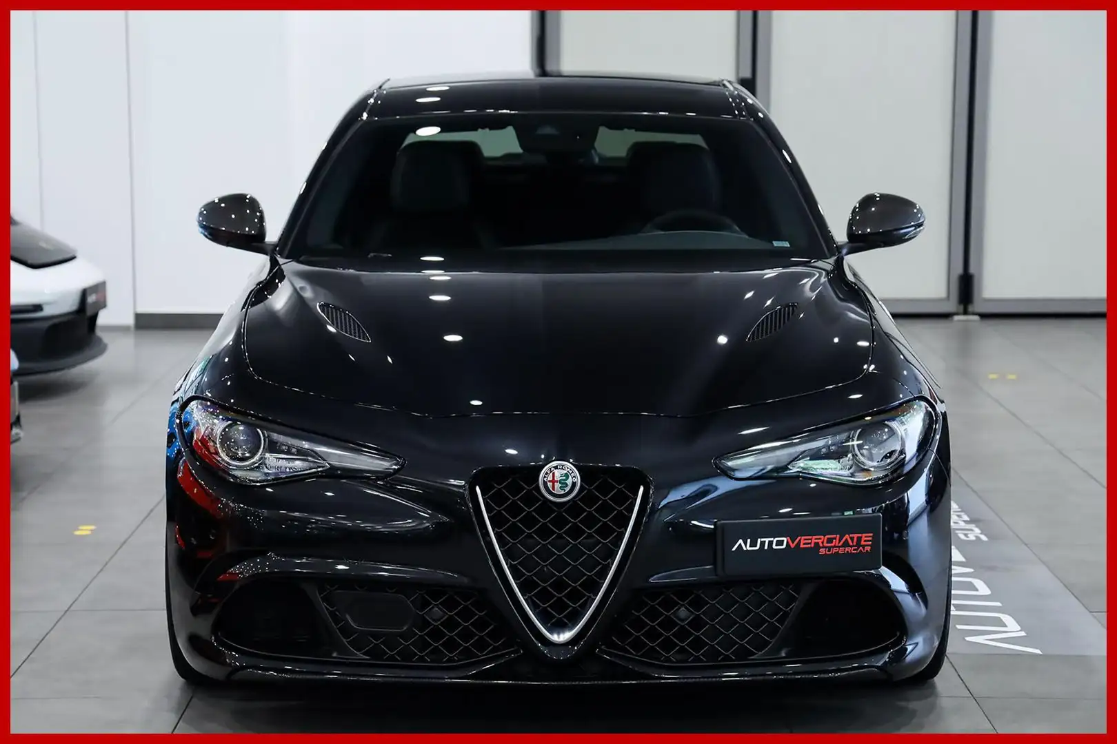 Alfa Romeo Giulia **2.9|V6|Bi-Turbo|AT8|Quadrifoglio|CARBOCERAMICA| Schwarz - 2