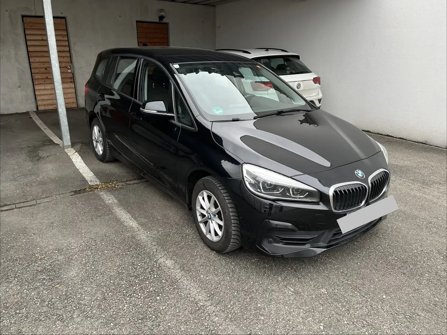 BMW 216 216i Gran Tourer Advantage Schwarz - 2
