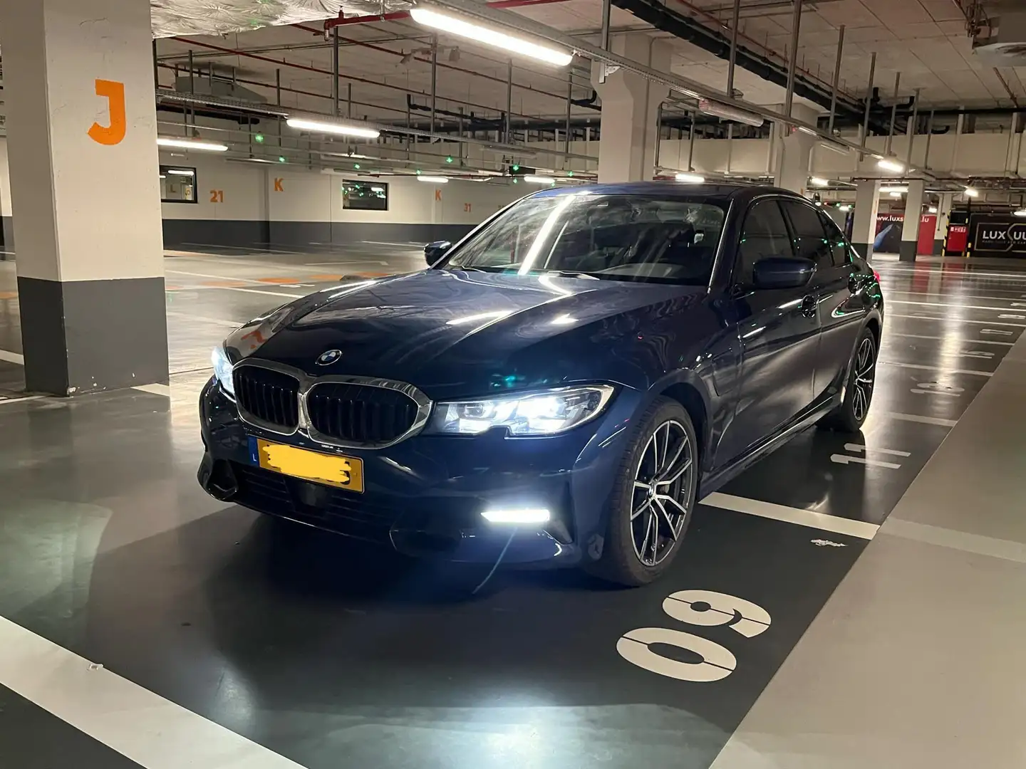 BMW 330 330e Drive Aut. Sport Line Bleu - 2