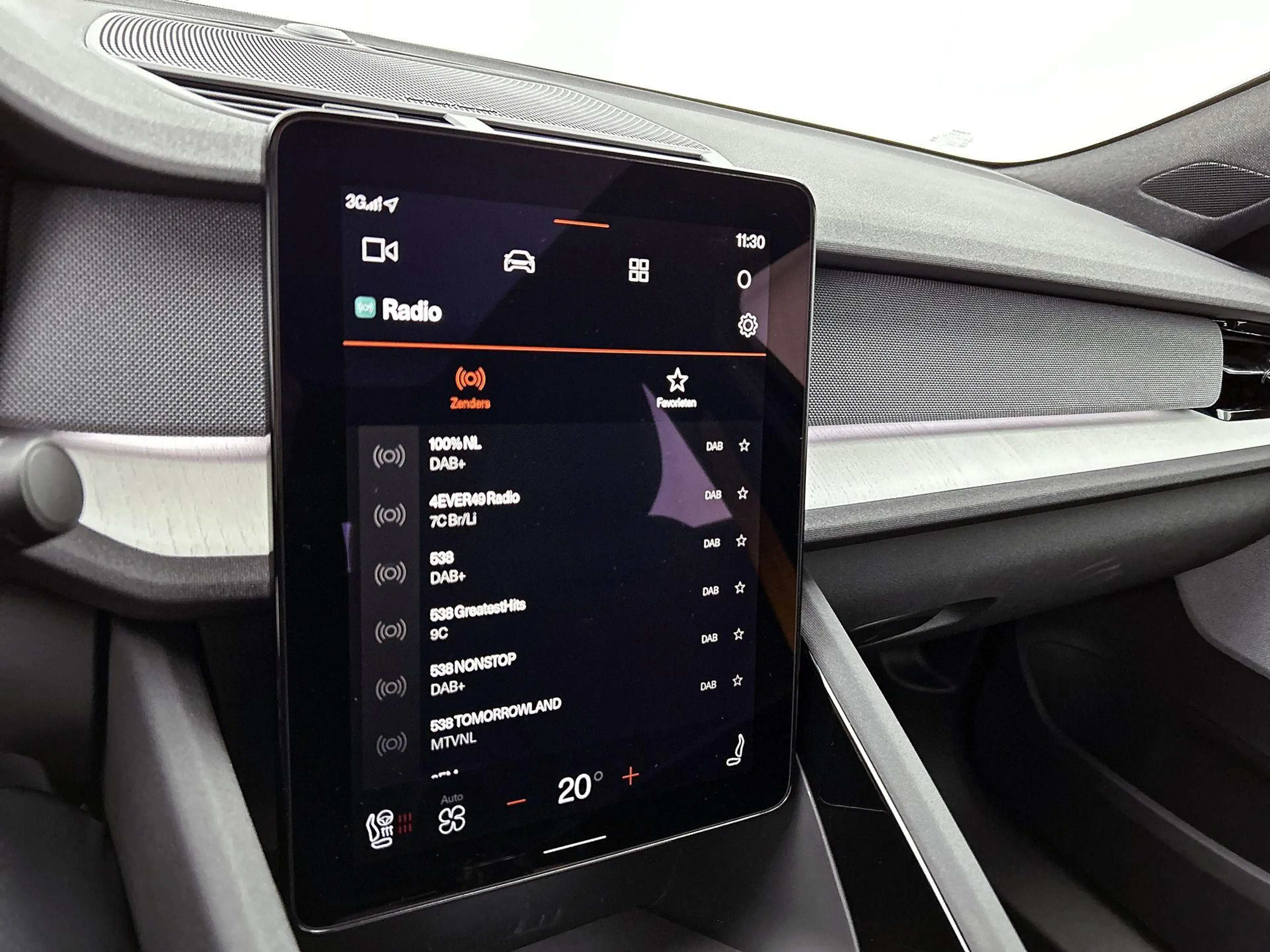 Polestar 2 Long Range Dual Motor 82kWh Performance | Nappa Le — photo 7
