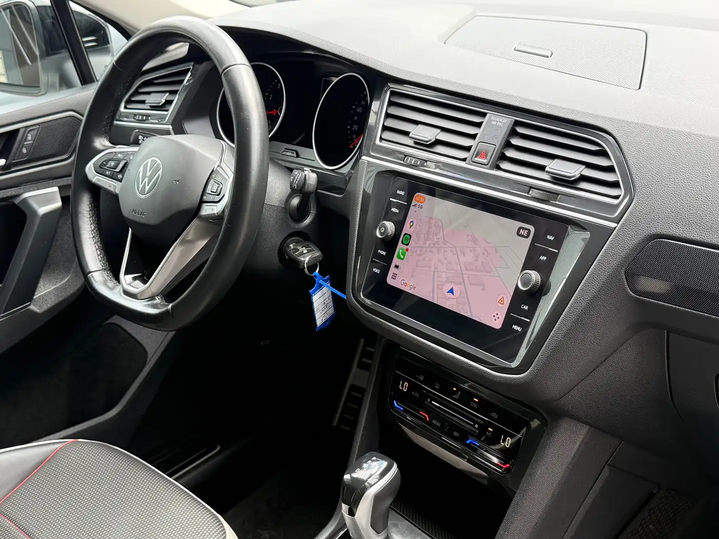 Volkswagen Tiguan 1.5 TSI Life Business Apple Carplay Automaat Cruis Wit - 2