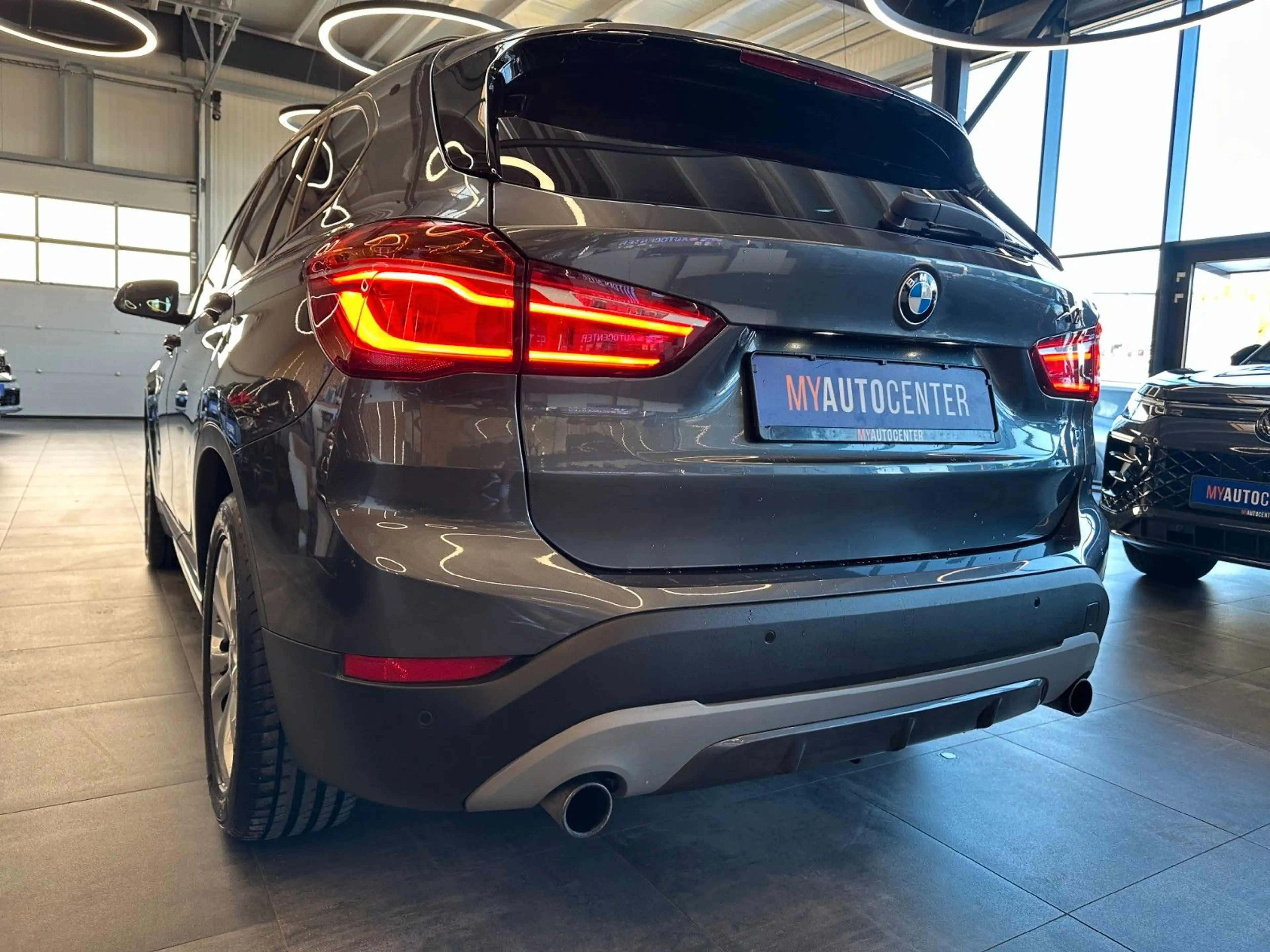 BMW X1 *KEYLESS*M-SPORT*LED*PDC*TEMPO*NAV*StHZ* — photo 5