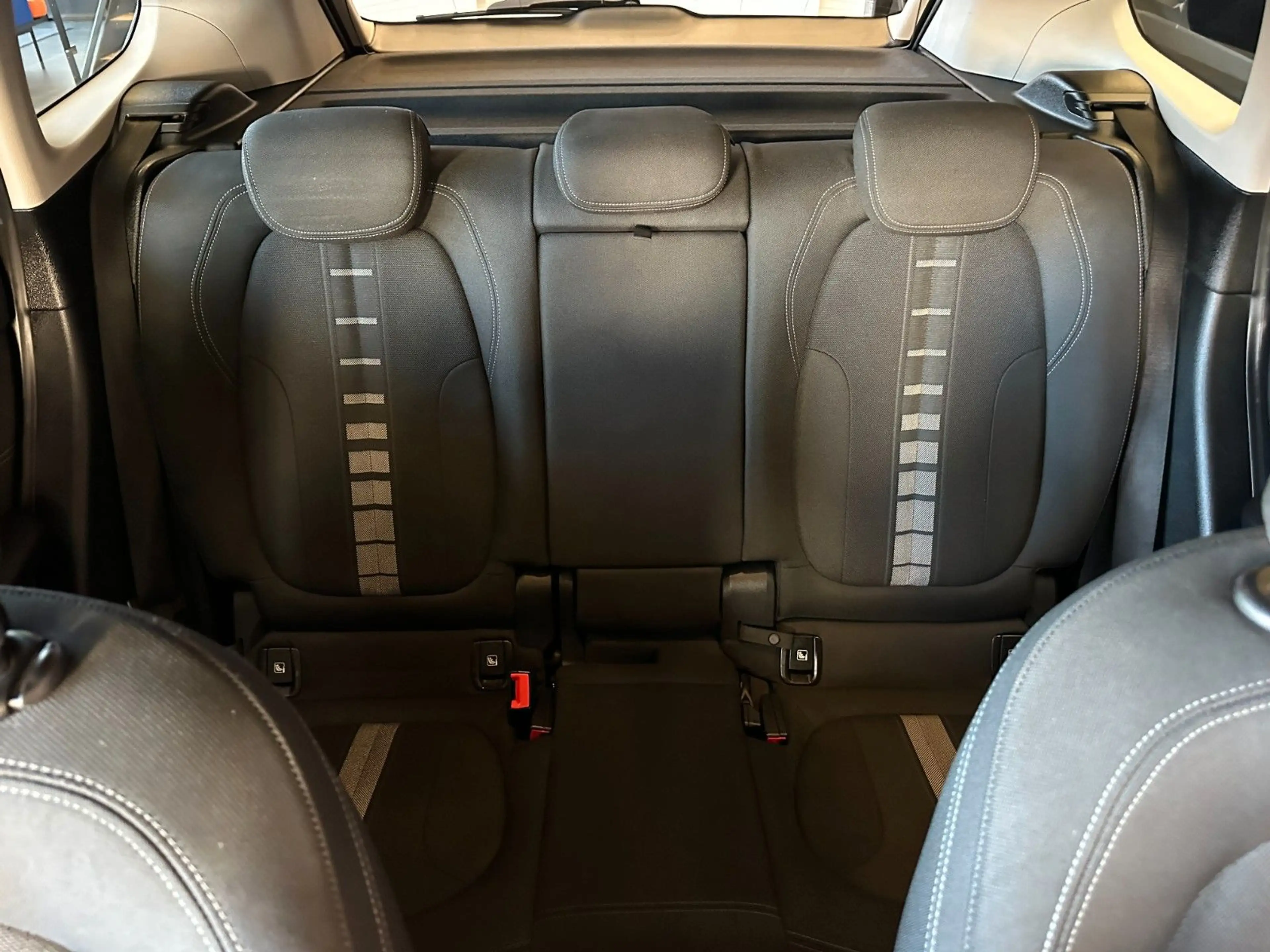 BMW X1 *KEYLESS*M-SPORT*LED*PDC*TEMPO*NAV*StHZ* — photo 12