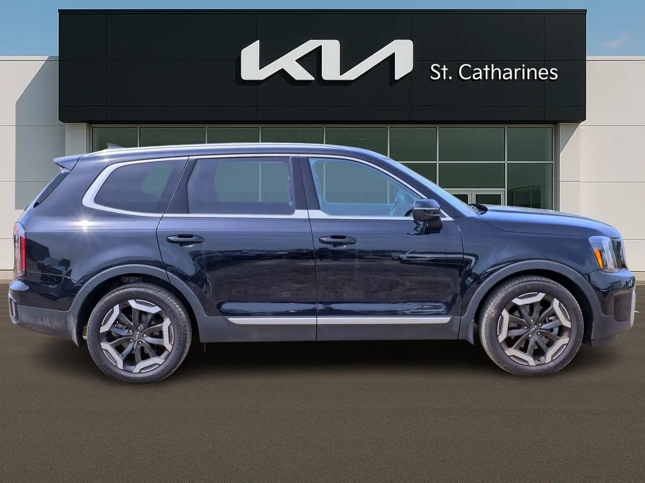 Kia Telluride снимка Kia Telluride