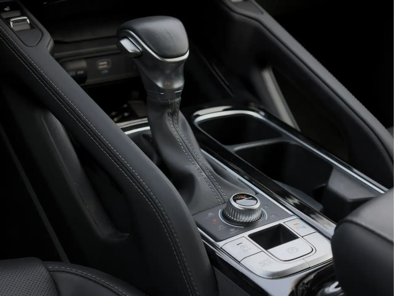 Kia Telluride снимка Kia Telluride