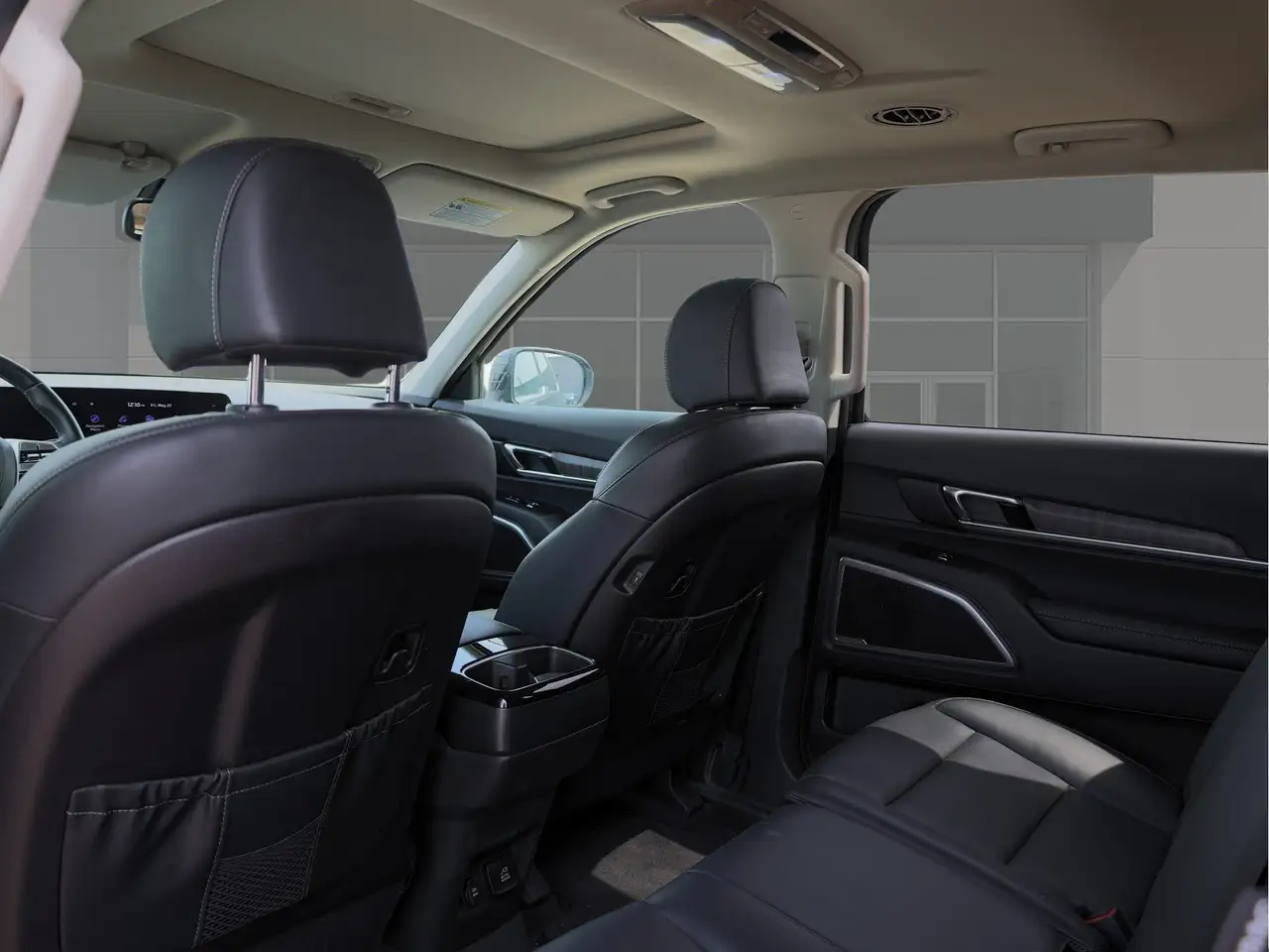 Kia Telluride снимка Kia Telluride