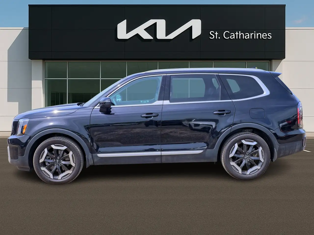 Kia Telluride снимка Kia Telluride