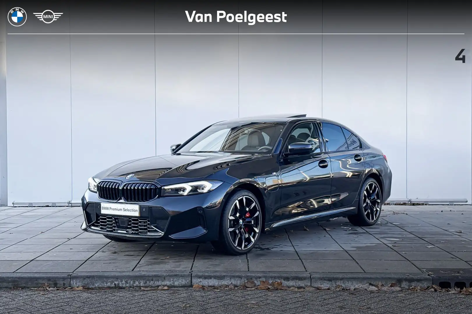 BMW 330 3 Serie Sedan 330e M-Sport Glazen Schuifdak / 19 i Noir - 1