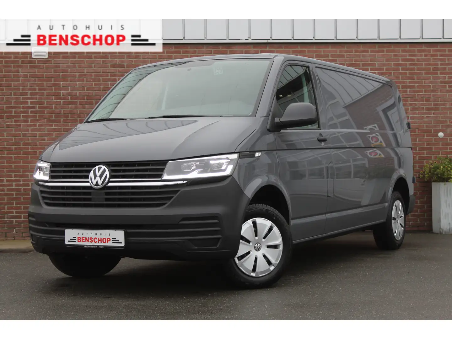 Volkswagen T6.1 Transporter 2.0 TDI 150PK L2 |LED|AIRCO|CRUISE|SENSOREN.ACHTER Szary - 1