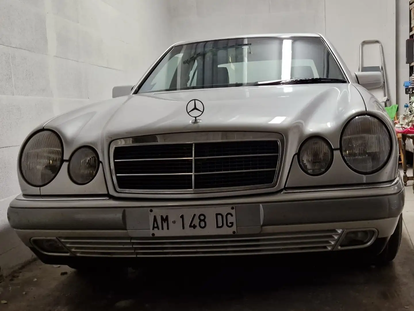 Mercedes-Benz E 200 Classe E - W210 Berlina Elegance Grigio - 1