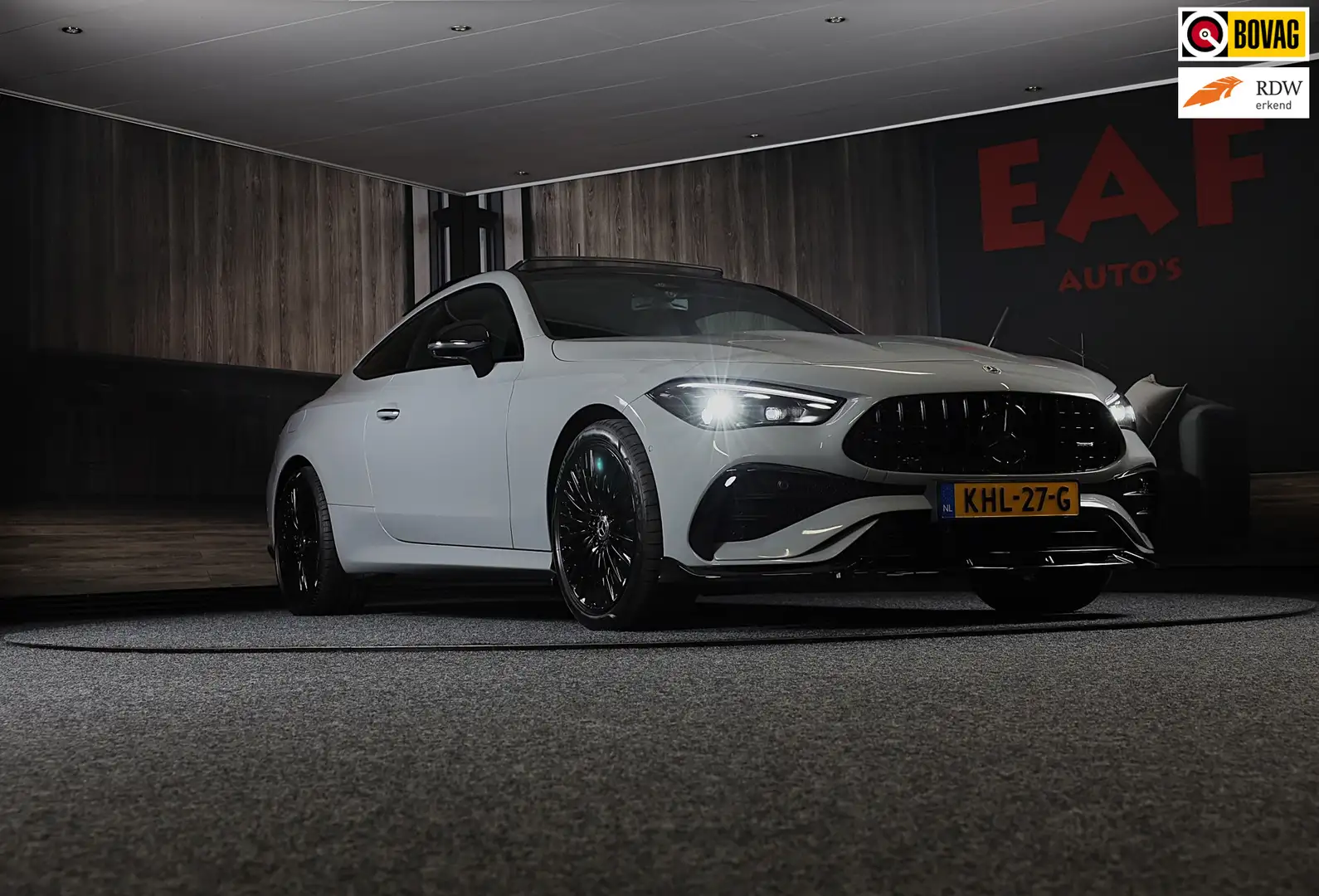 Mercedes-Benz CLE 300 Coupé e AMG 53 Look / Massage / Burmester / Head U Grau - 1