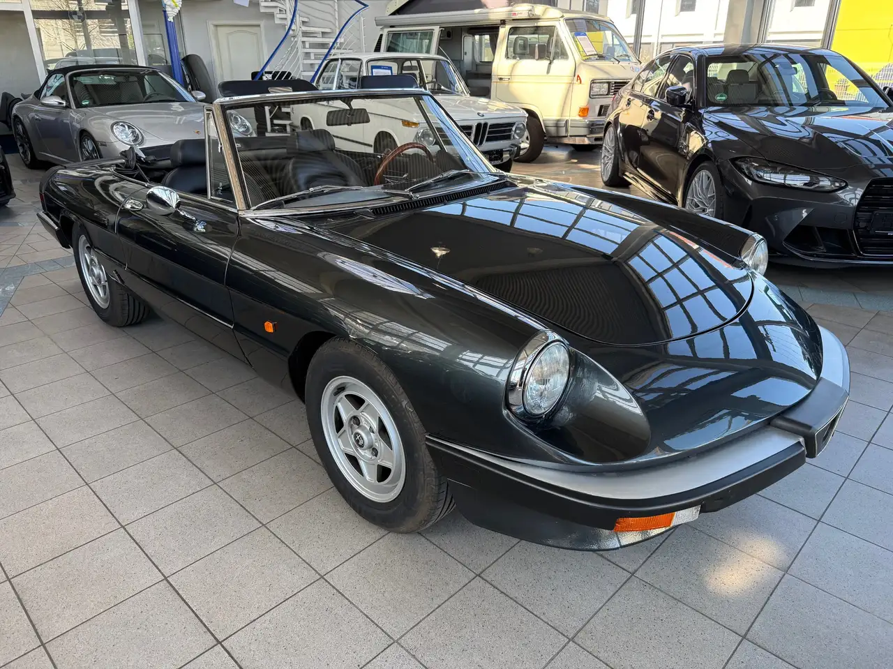 Alfa Romeo Spider 2.0, foto 2