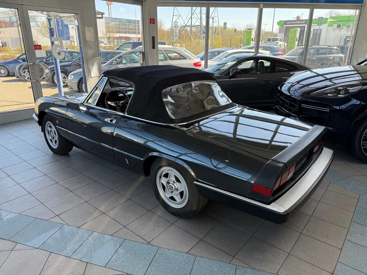 Alfa Romeo Spider 2.0, foto 11