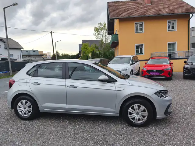 Volkswagen Polo view 6