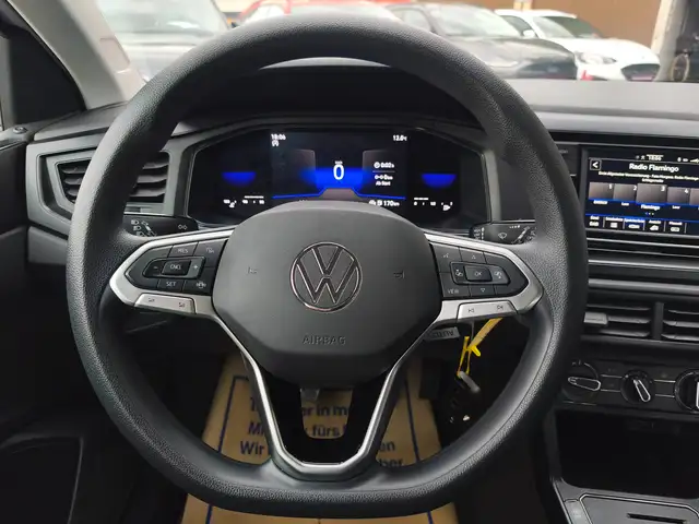Volkswagen Polo view 15