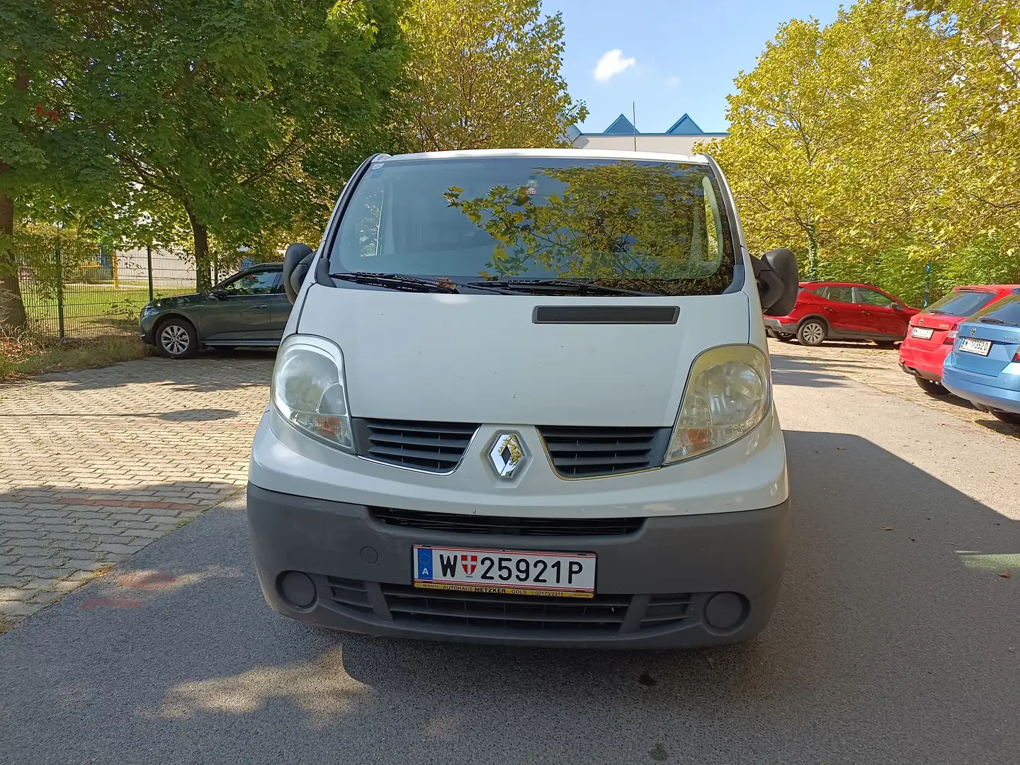 Renault Trafic - 2