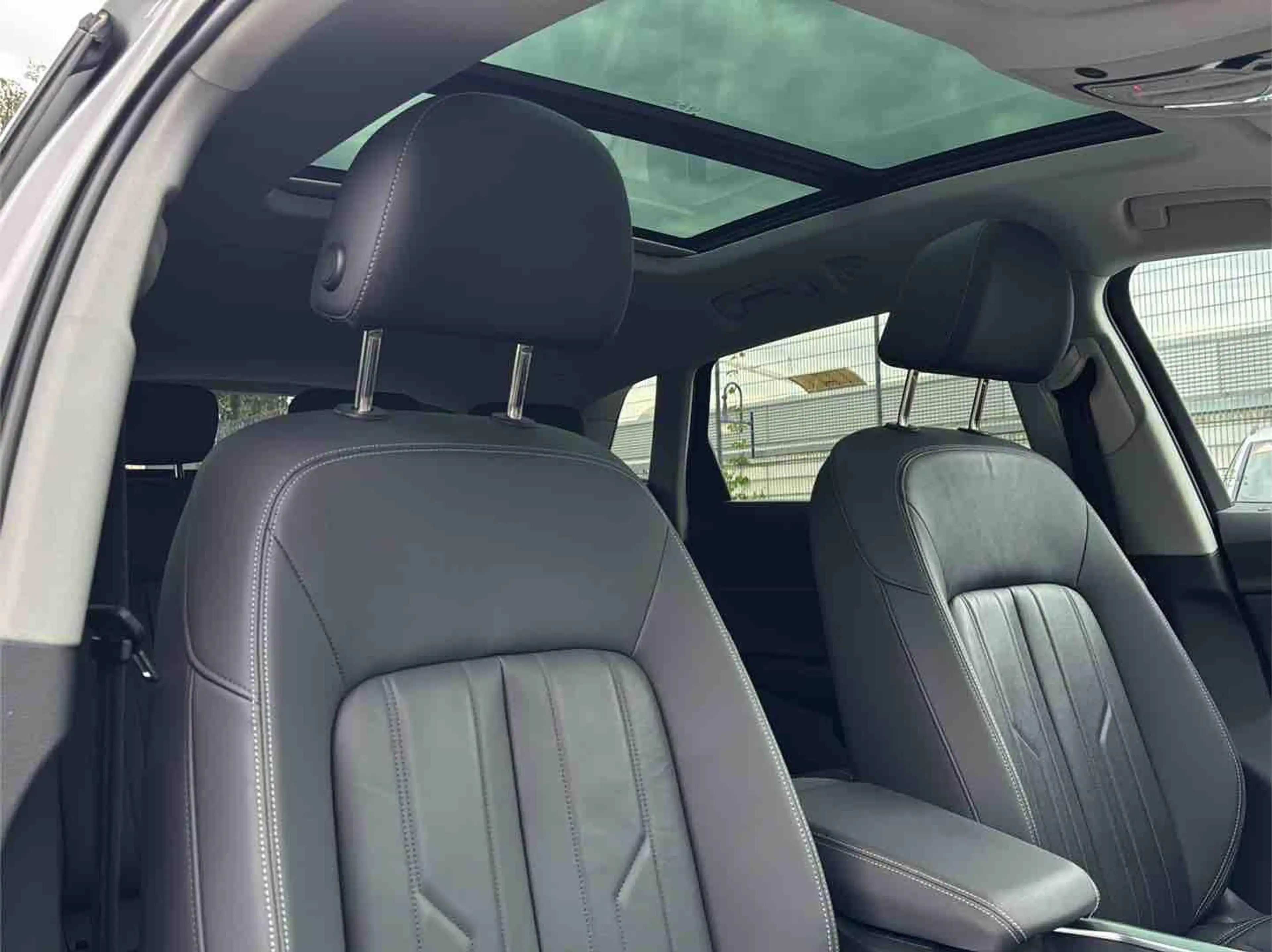 Audi e-tron 50 S line BLACK PANO 21Z KAMERA SHZ — photo 15