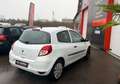 Renault Clio III 1.5 DCI 70 CV PHASE 2 COMMERCIAL Blanc - thumbnail 4