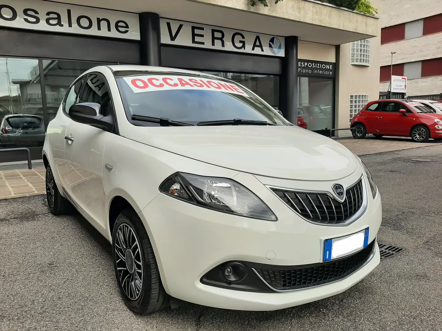 Lancia Ypsilon 1.0 PLATINO 70CV Hybrid Nessun Vincolo Bianco - 1