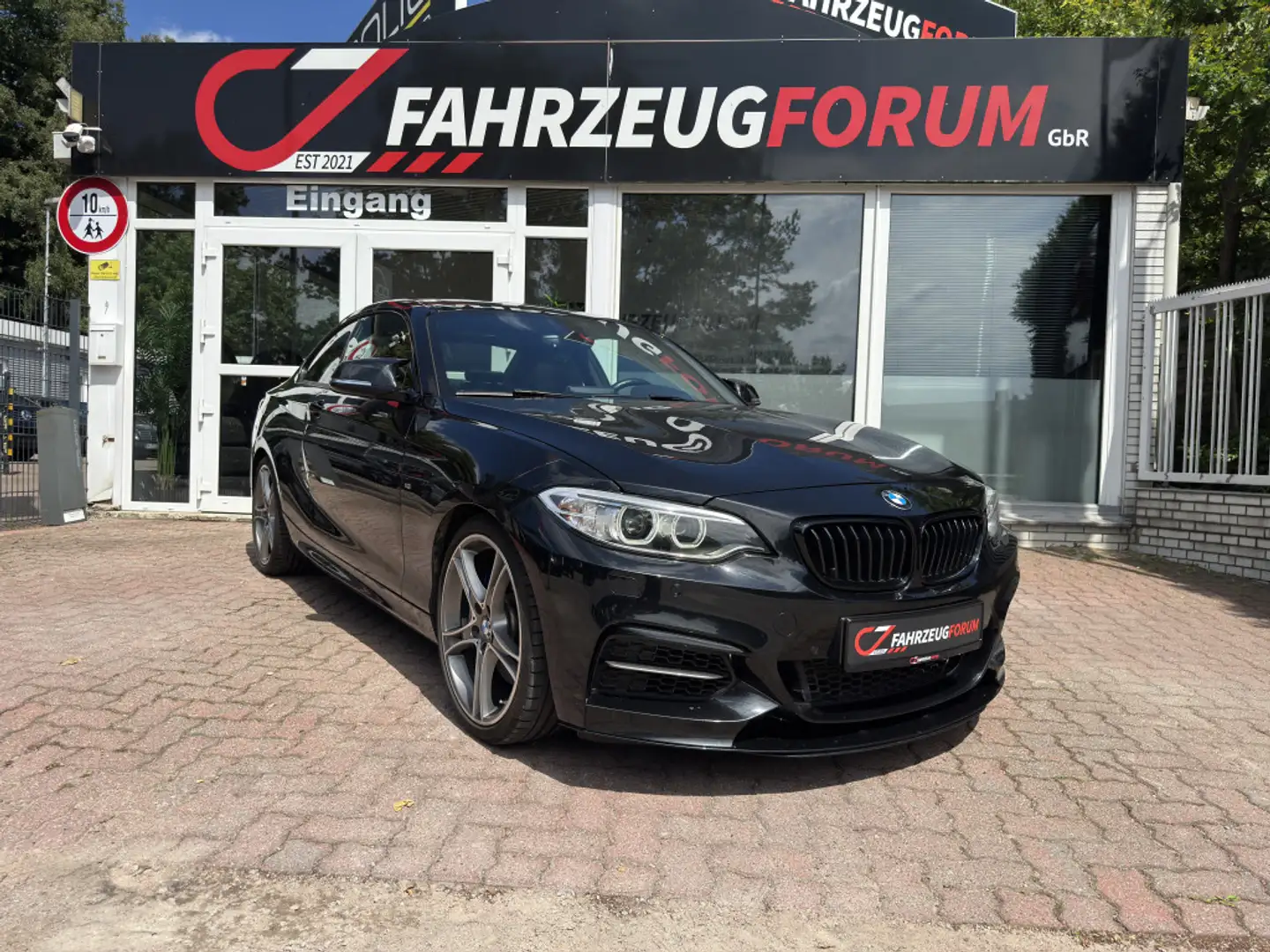 BMW 235 i M-Performance*Leder Schiebedach*LED crna - 2