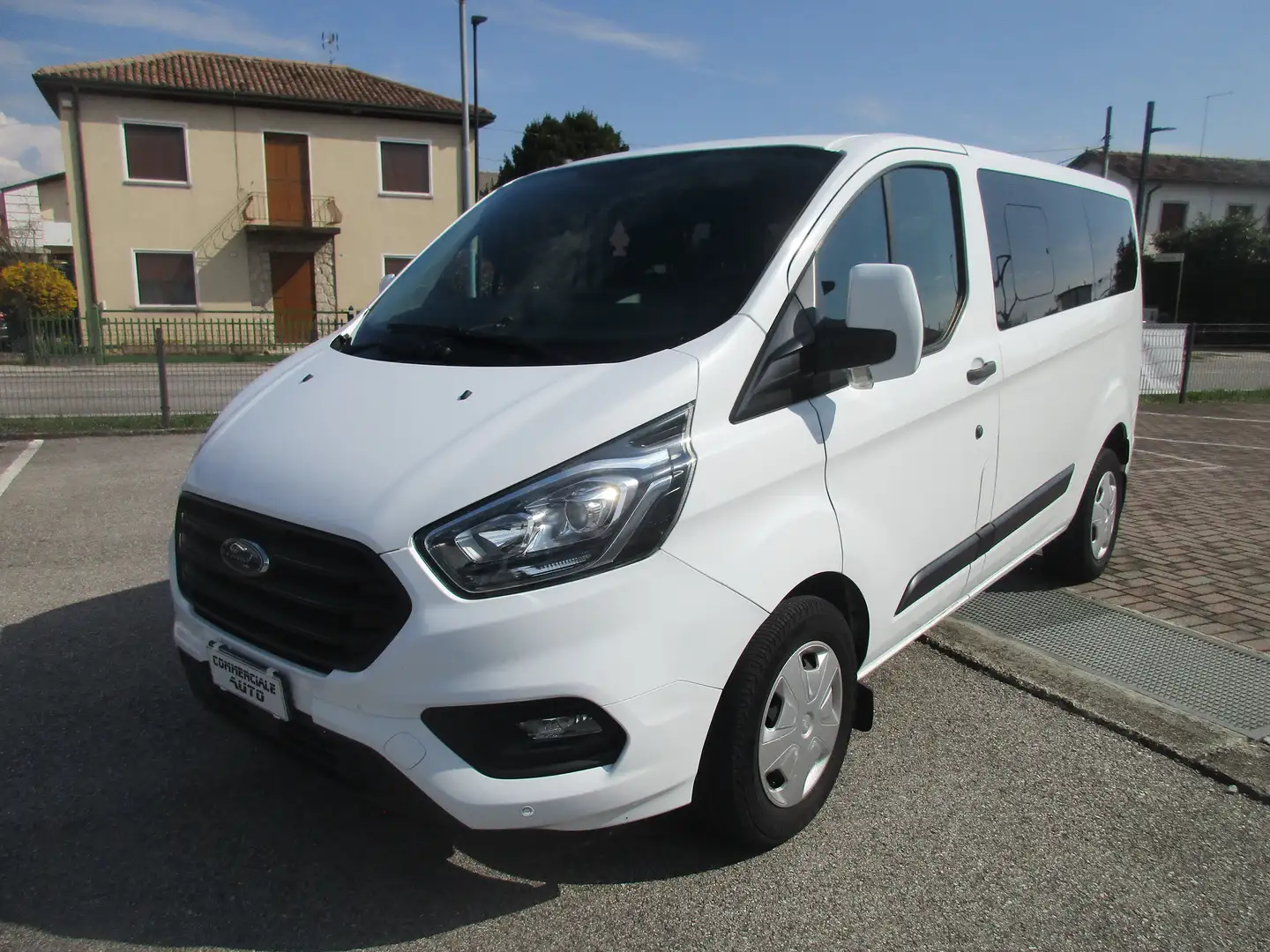 Ford Transit Custom COMBI 9 POSTI PC Bianco - 2