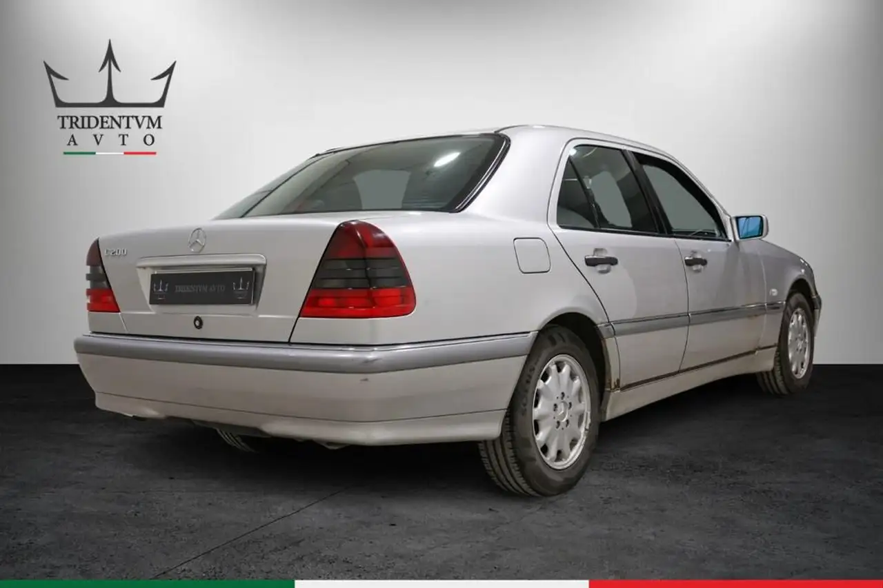 Mercedes-Benz C 180 Elegance, foto 4