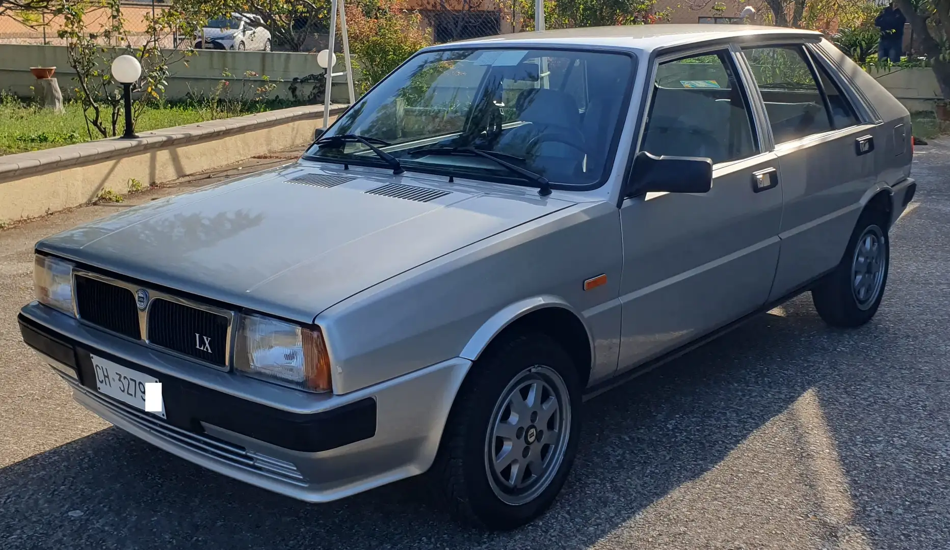 Lancia Delta Delta 1.3 RST LX 5m Šedá - 1