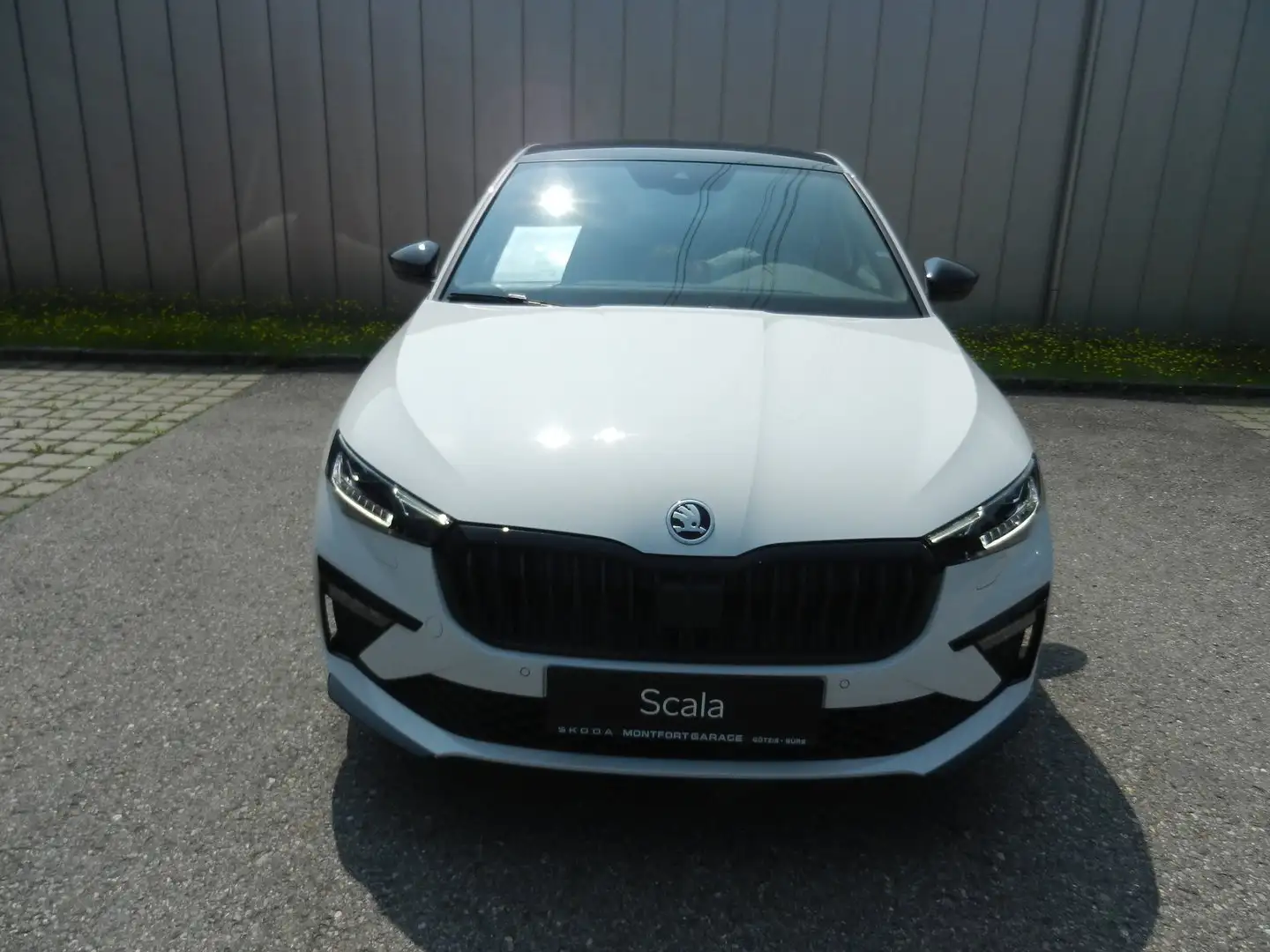 Skoda Scala Monte Carlo TSI Blanc - 2