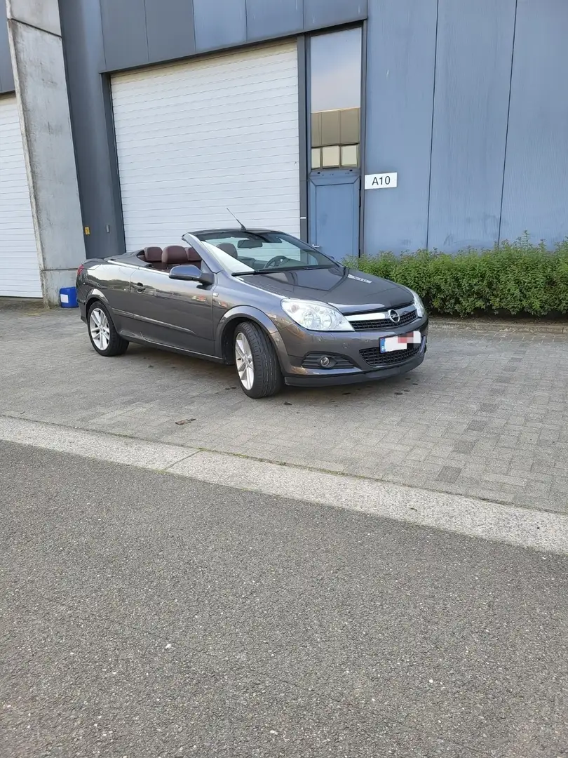 Opel Astra Twin Top 1.9 CDTI Cosmo - 1