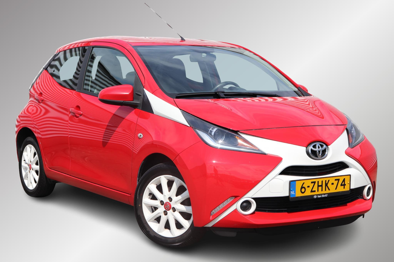 Toyota Aygo 1.0 VVT-i x-play, Airconditioning, Lichtmetalen ve — photo 5