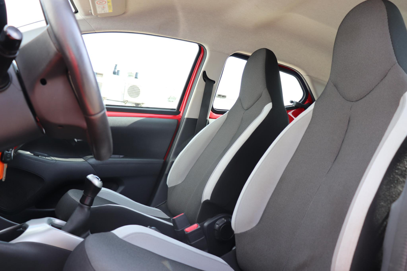 Toyota Aygo 1.0 VVT-i x-play, Airconditioning, Lichtmetalen ve — photo 4
