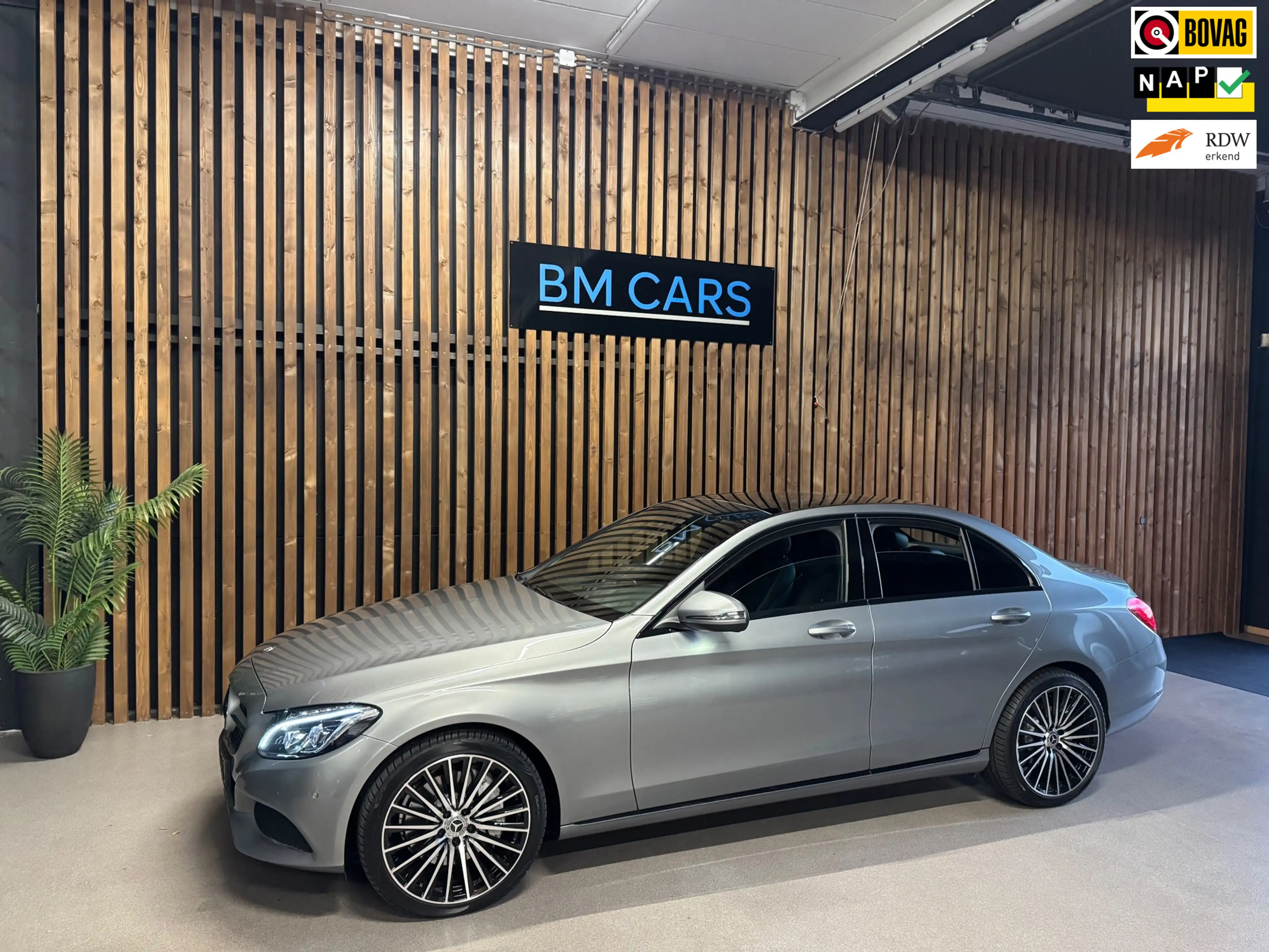 Mercedes-Benz C 350 e Lease Panodak, Camera