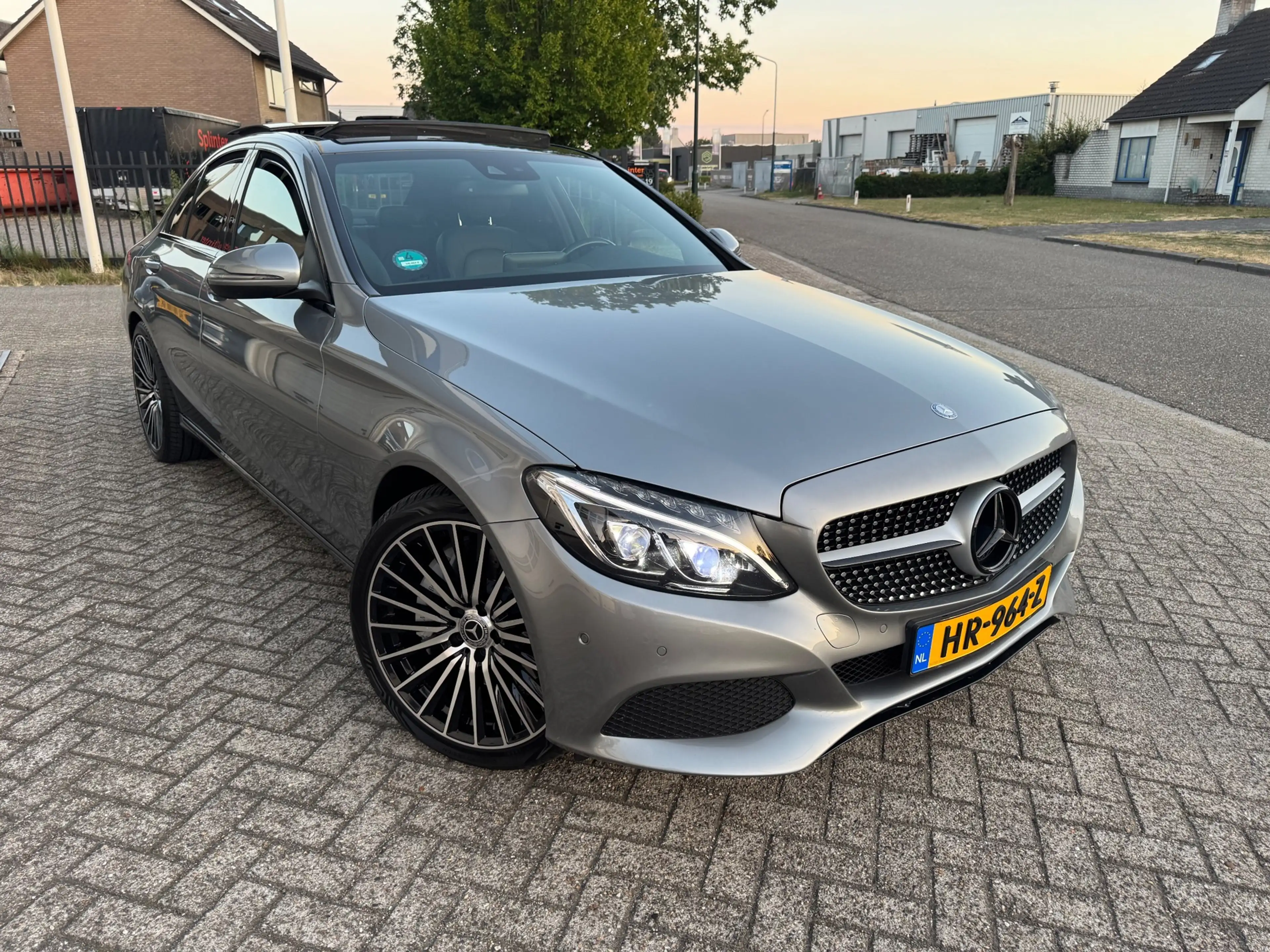 Mercedes-Benz C 350 e Lease Panodak, Camera — photo 2