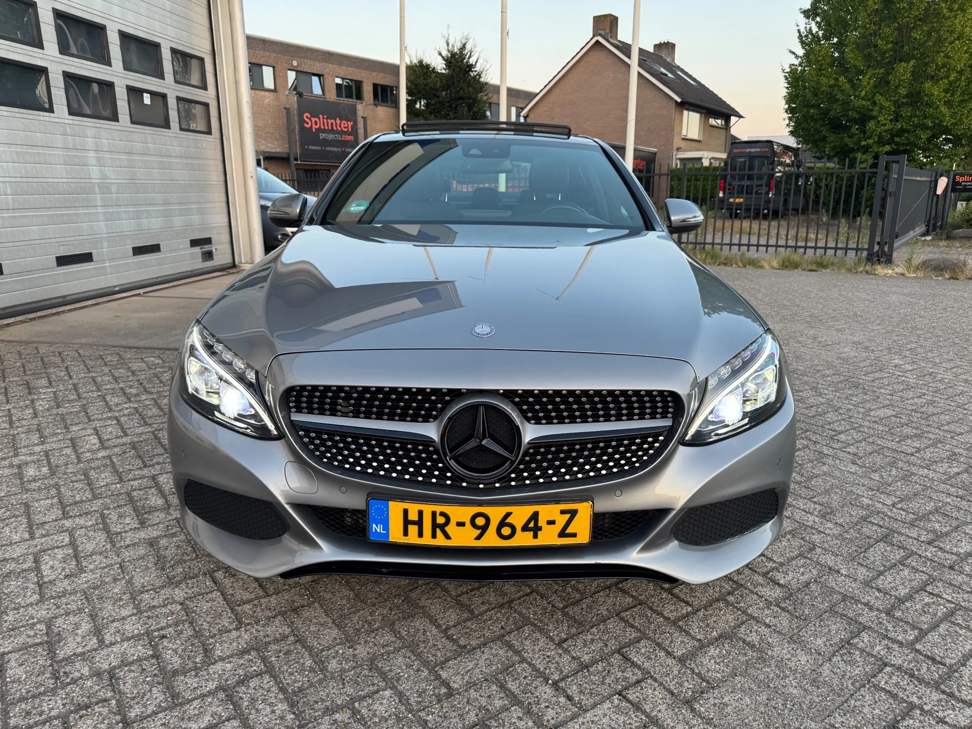 Mercedes-Benz C 350 e Lease Panodak, Camera — photo 11