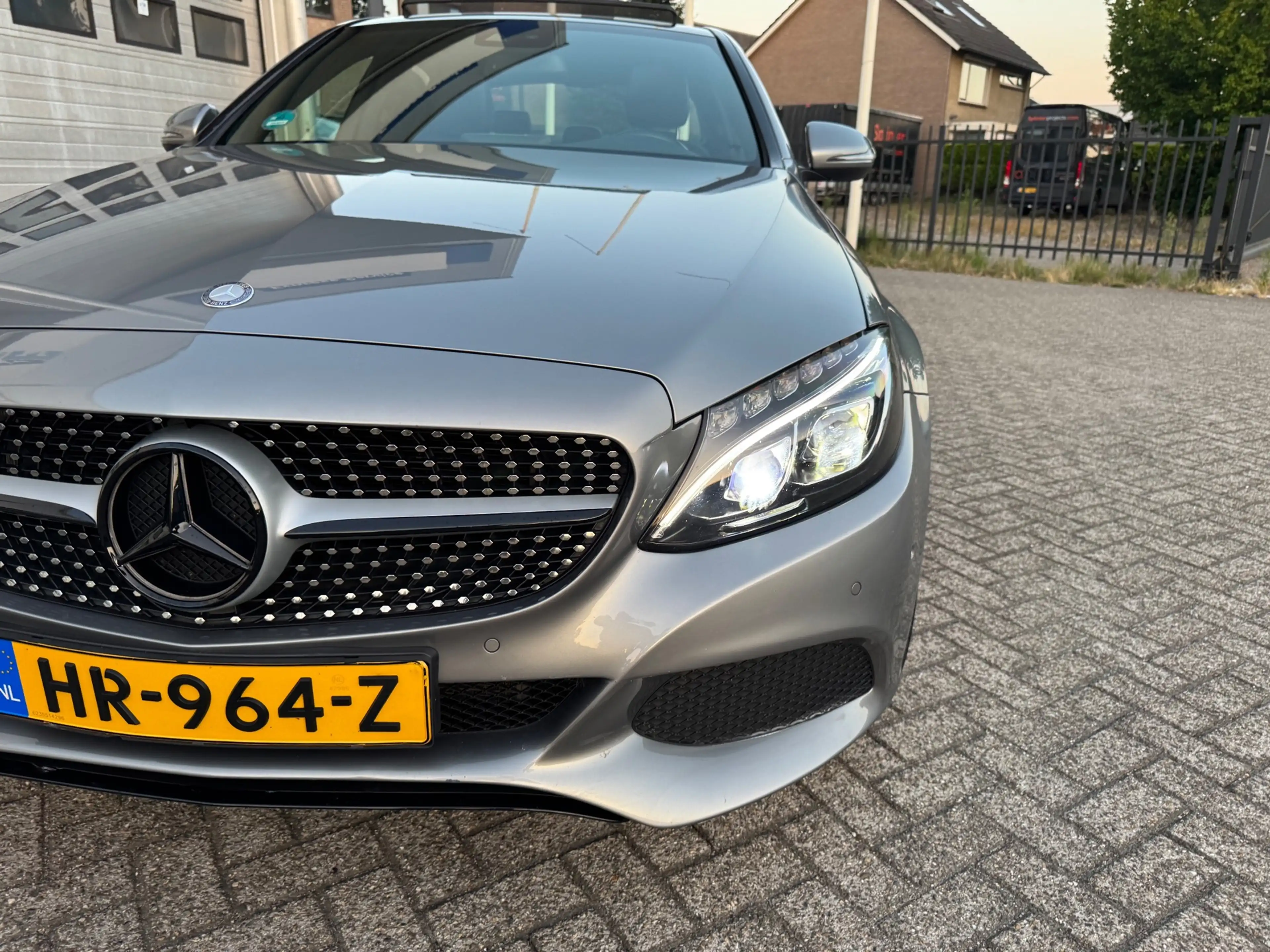 Mercedes-Benz C 350 e Lease Panodak, Camera — photo 10