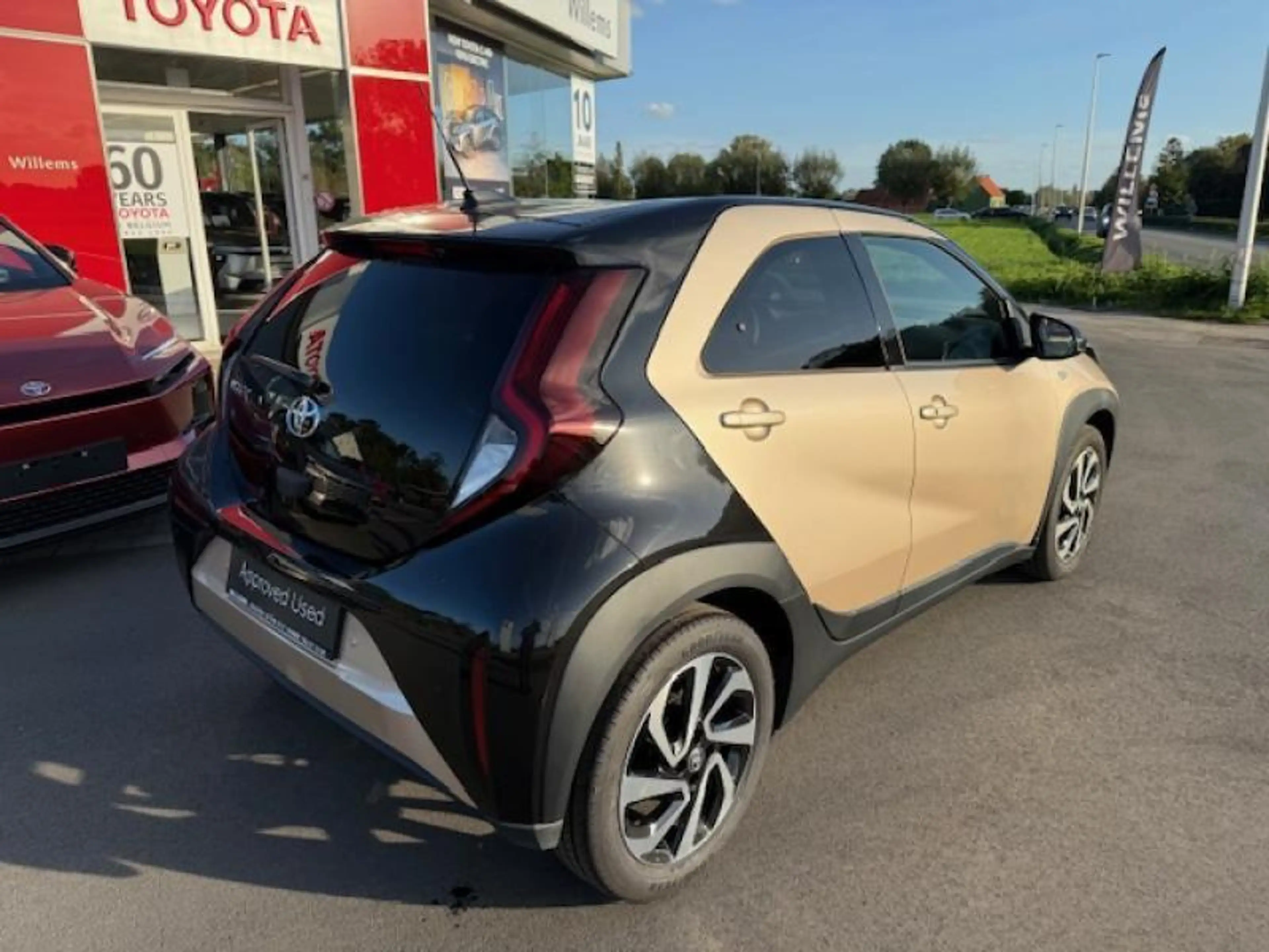 Toyota Aygo X X pulse inclusief Tech pack & parkeersensoren Aygo — photo 5