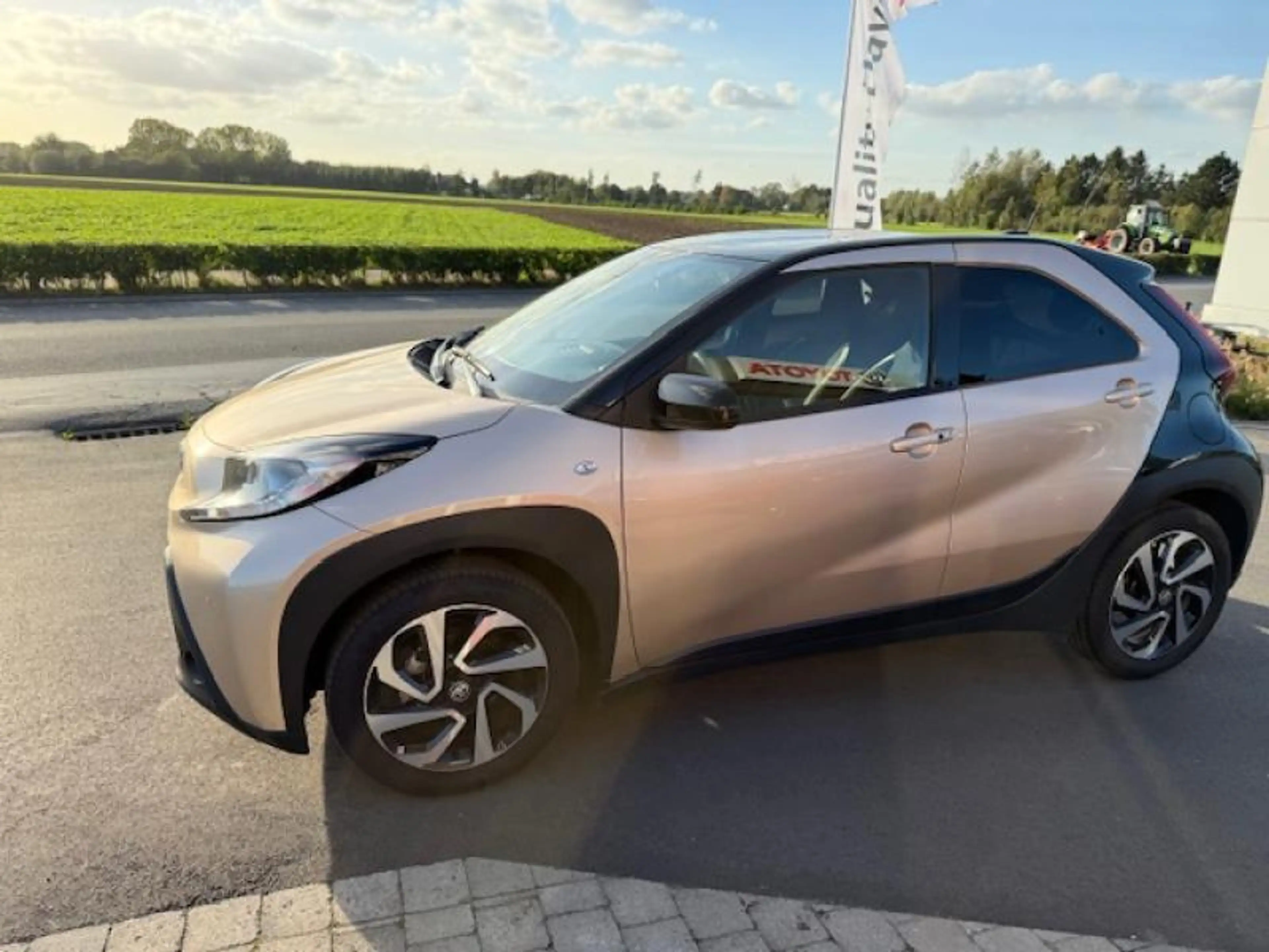 Toyota Aygo X X pulse inclusief Tech pack & parkeersensoren Aygo — photo 4