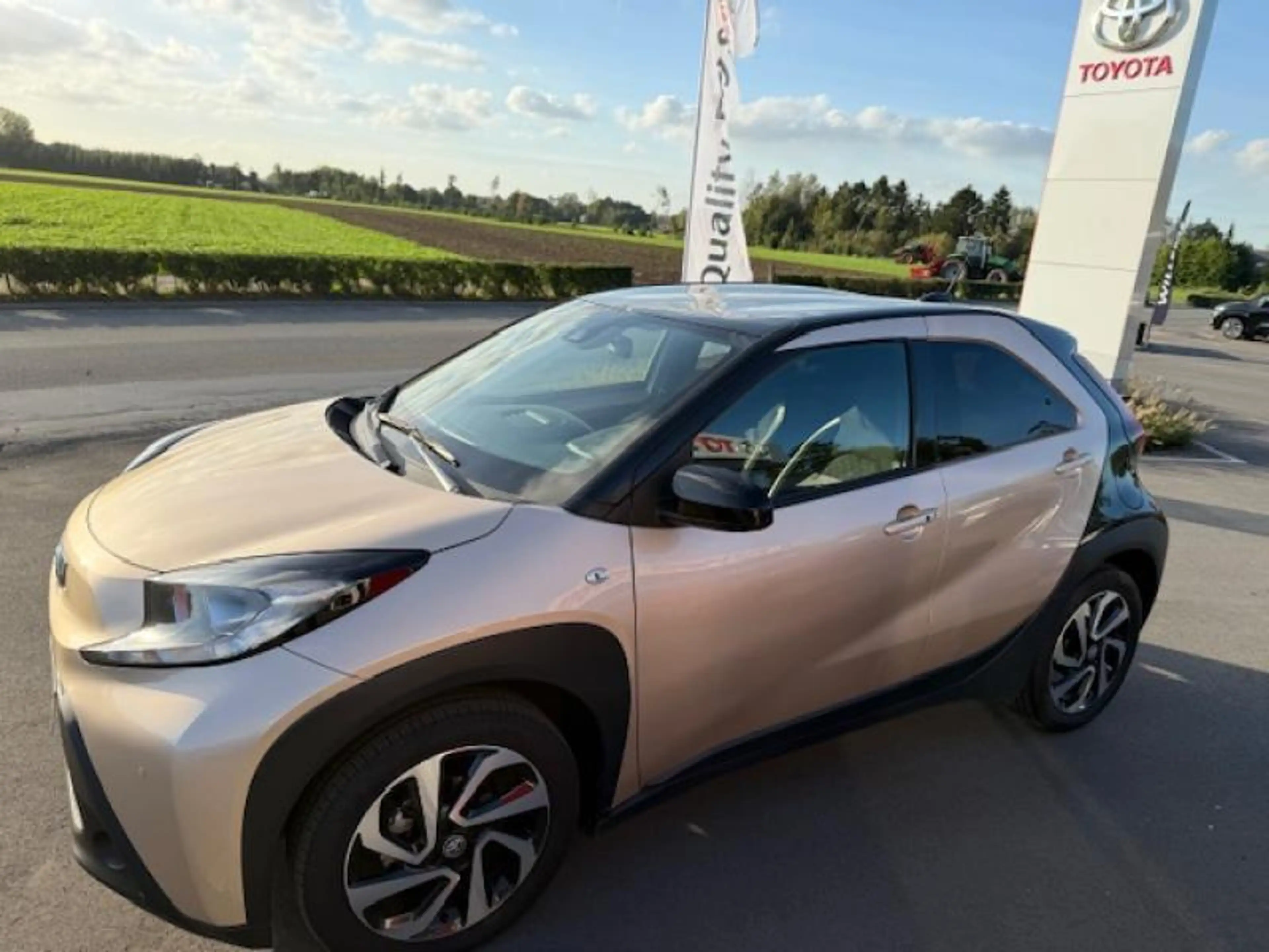 Toyota Aygo X X pulse inclusief Tech pack & parkeersensoren Aygo — photo 3