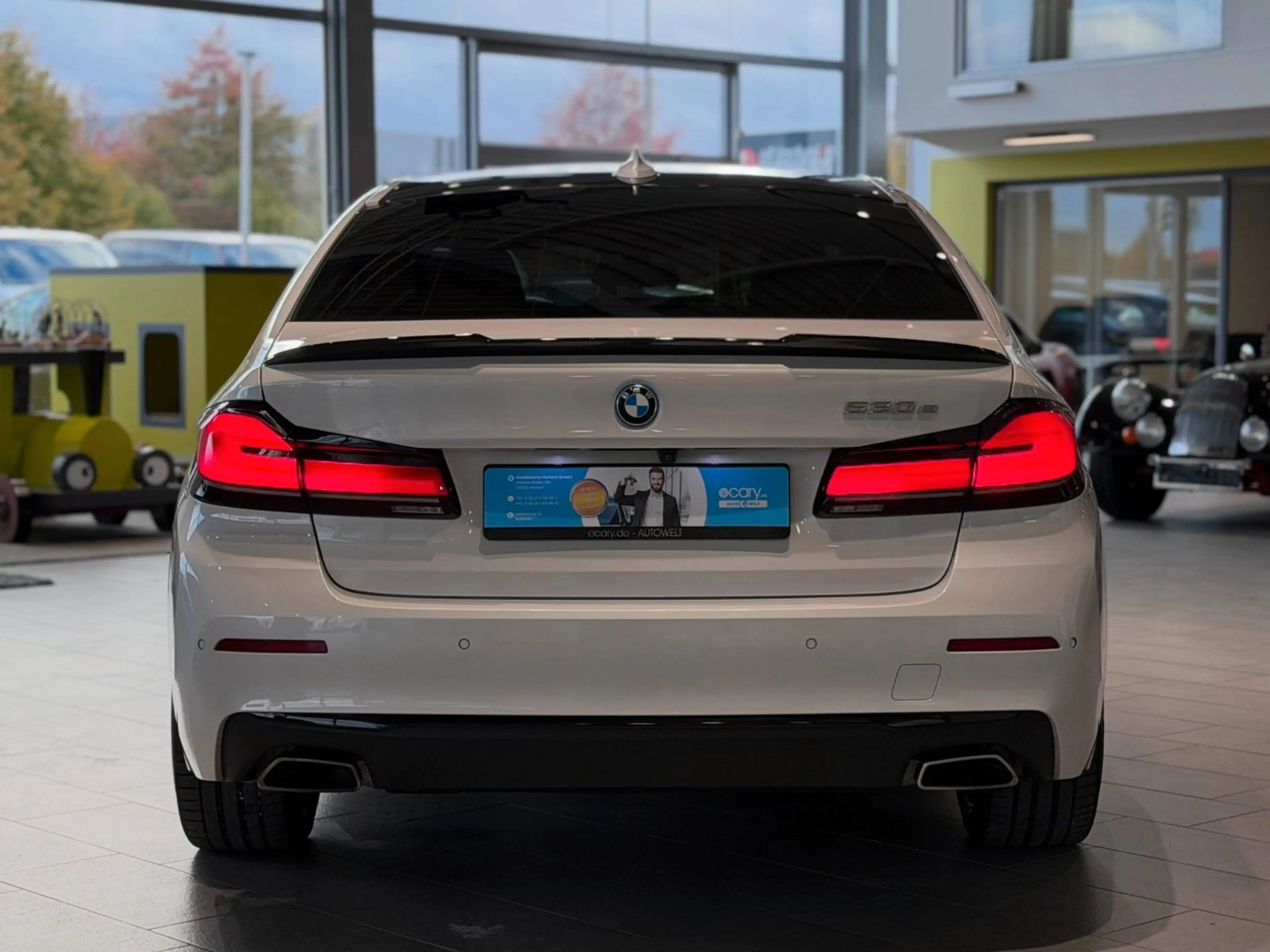 BMW 530 e *BUSINESS*LED*RFK*SHZ*DIGITAL*LEDER* — photo 5