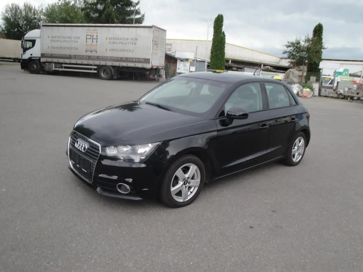 Audi A1 Schwarz - 1