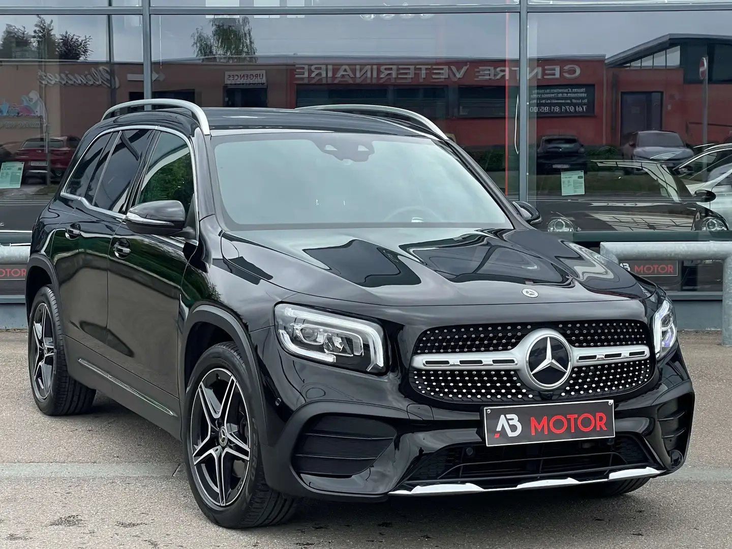 Mercedes-Benz GLB 200 PACK AMG 7 PLACES CAMERA COCKPIT ATT.REM. JA18 Nero - 1