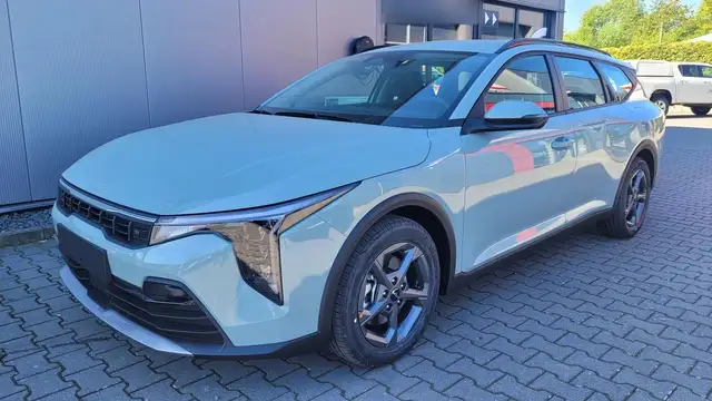 Kia K4