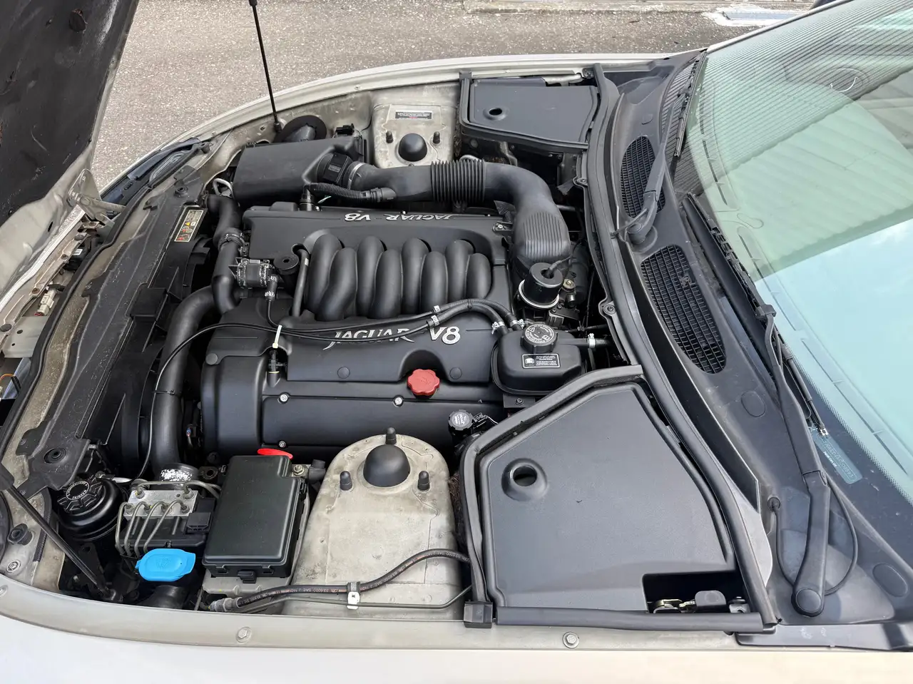 Jaguar XK8 4.0 V8 Coupé, foto 7