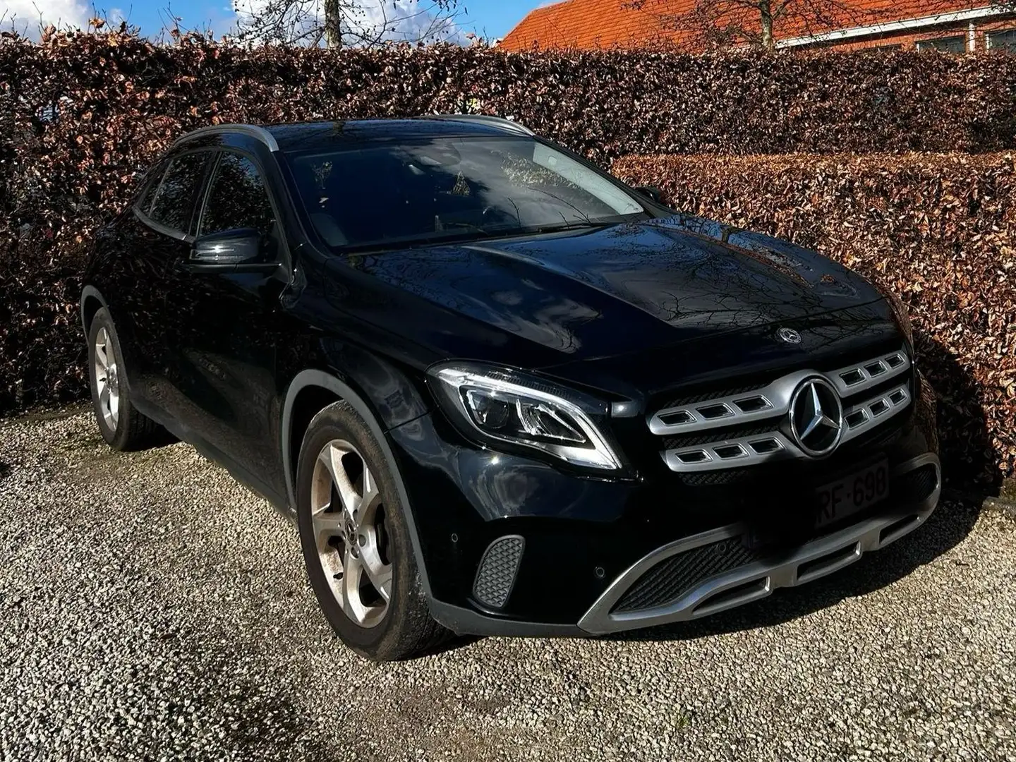 Mercedes-Benz GLA 180 GLA 180 7G-DCT Style Zwart - 1