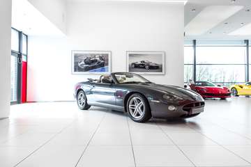 4.2 V8 Convertible ~Munsterhuis Sportscars~
