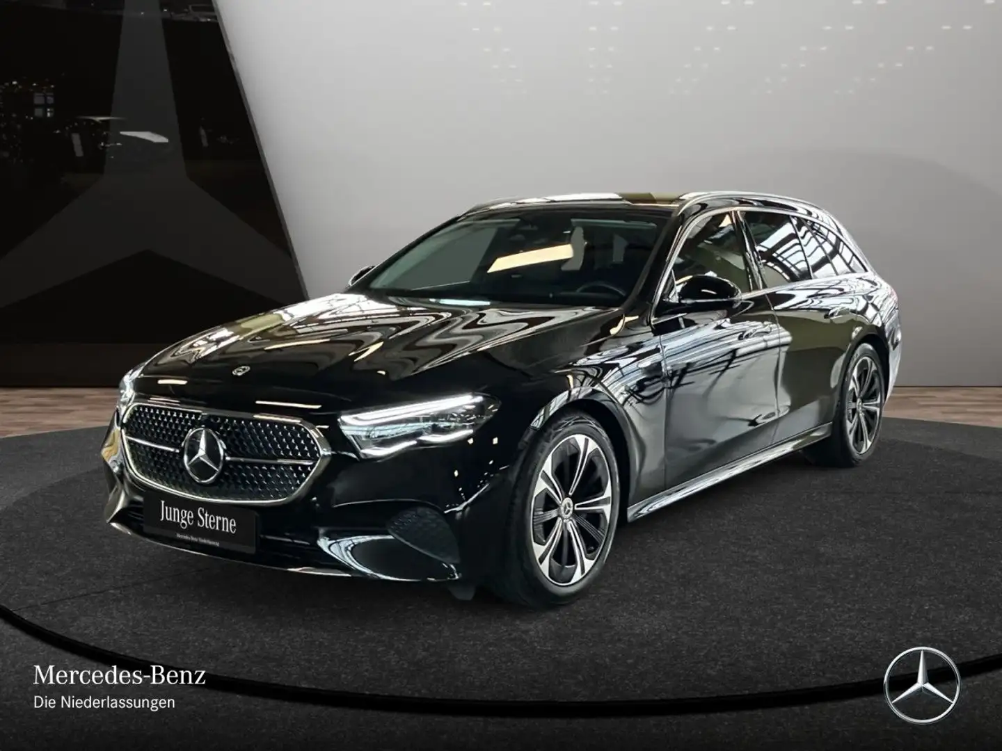 Mercedes-Benz E 300 e T Hybrid Avantgarde 360° Distr. AHK PTS 9G Schwarz - 2