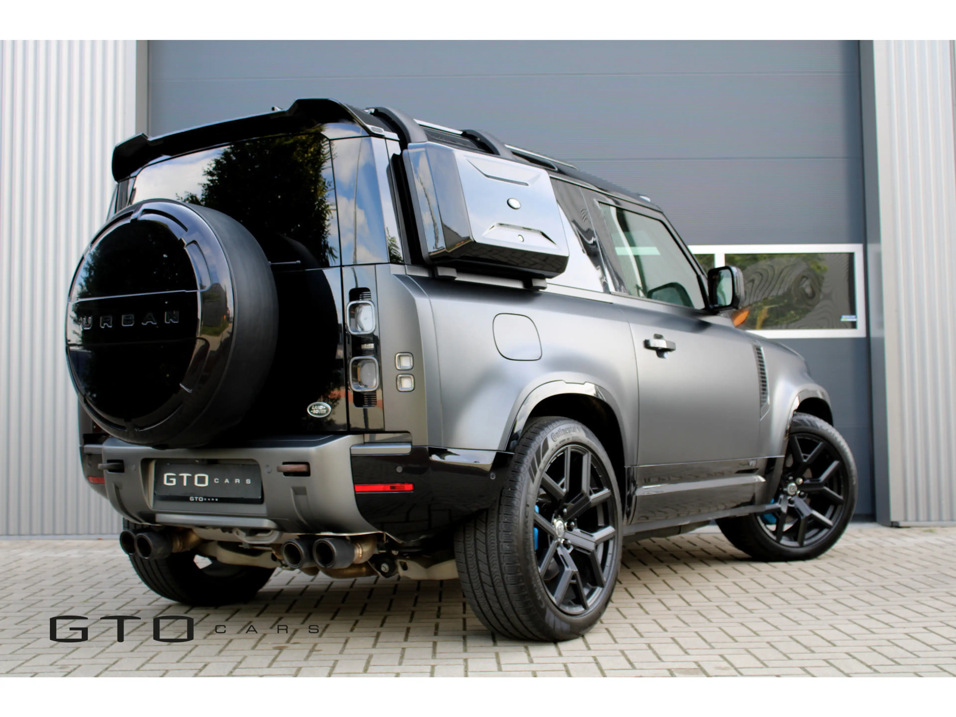 Land Rover Defender 5.0 P525 90 V8 Carpathian Edition QuickSilver / Ur — photo 2