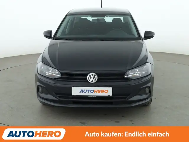 Volkswagen Polo view 9