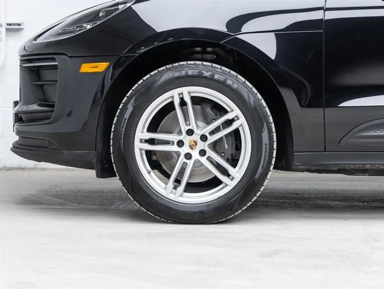 Porsche Macan снимка Porsche Macan