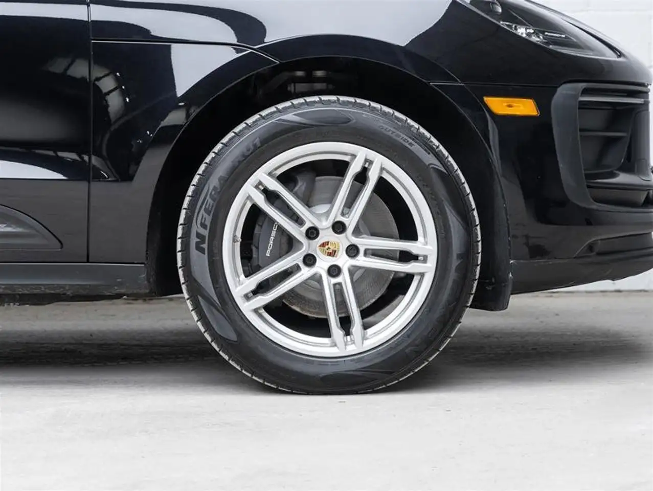 Porsche Macan снимка Porsche Macan